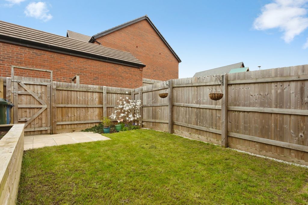 Property photo 2 of 20 Pbox-Img.Jpg