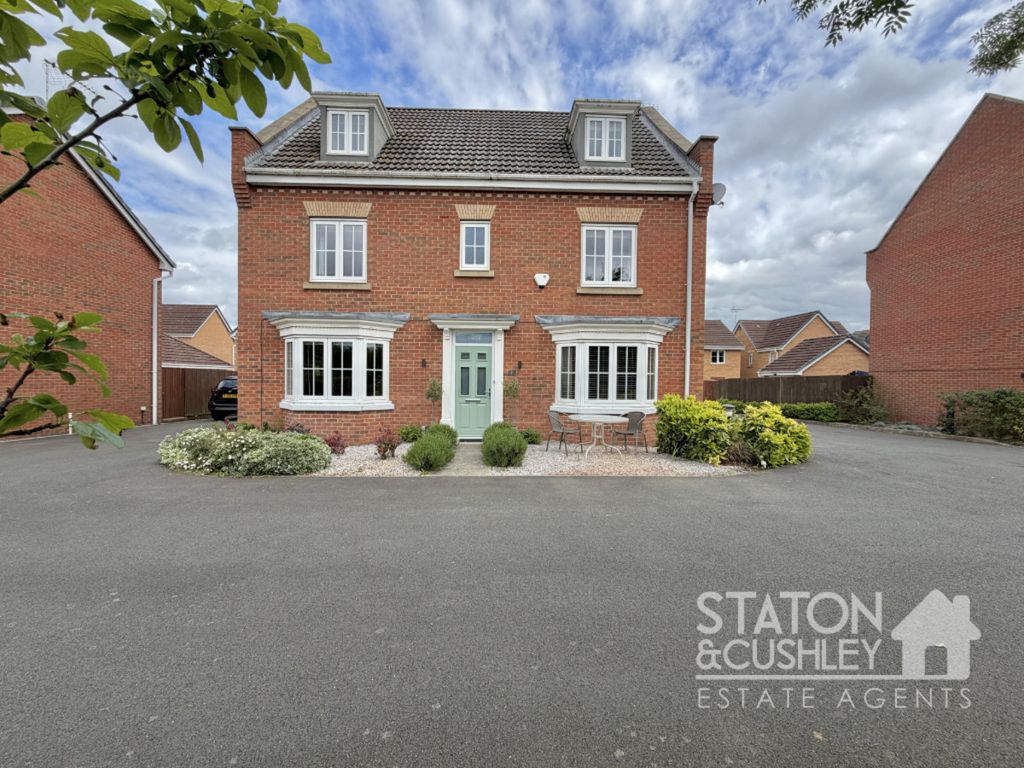 Property photo 2 of 39