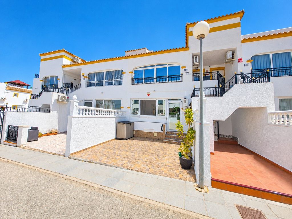 Property photo 1 of 33