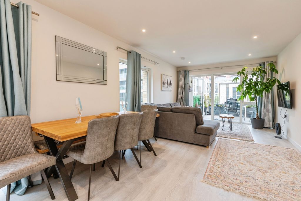 Property photo 2 of 14 Open Plan Living