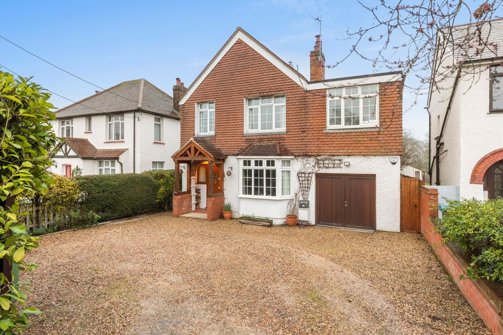 Property photo 1 of 18