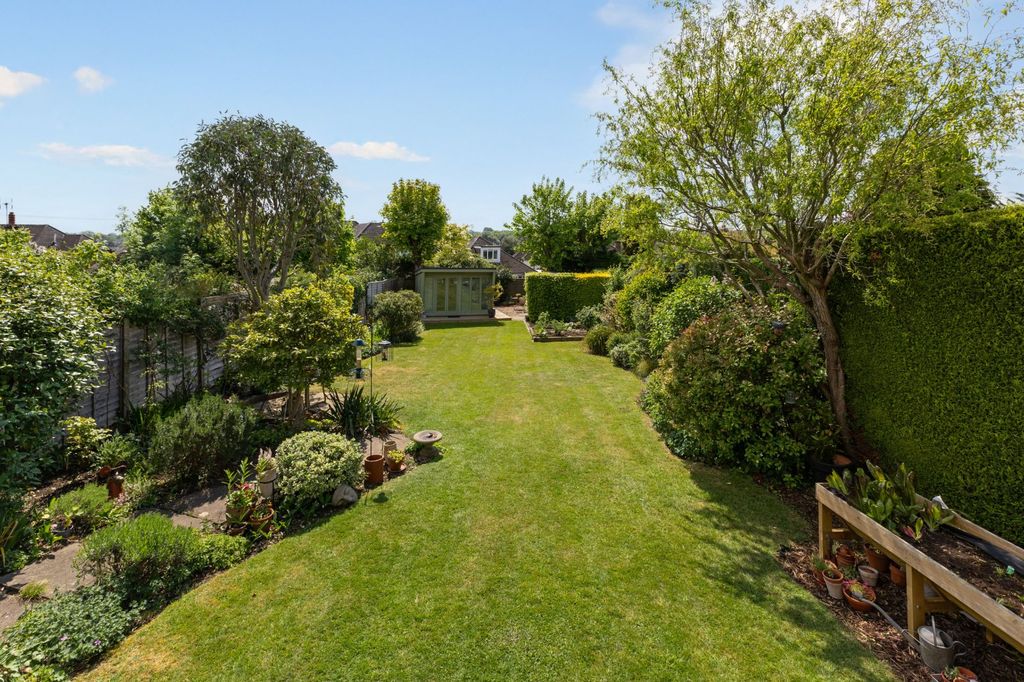 Property photo 2 of 12 Picture No. 06