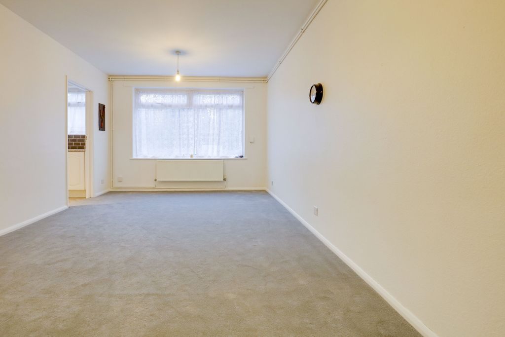 Property photo 3 of 18 Raw_12