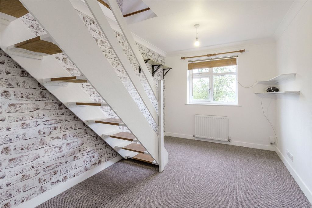 Additional image 12 of 4 bed semi-detached house to rentHillside Way, Weston Favell Village, Northampton, Northamptonshire NN3