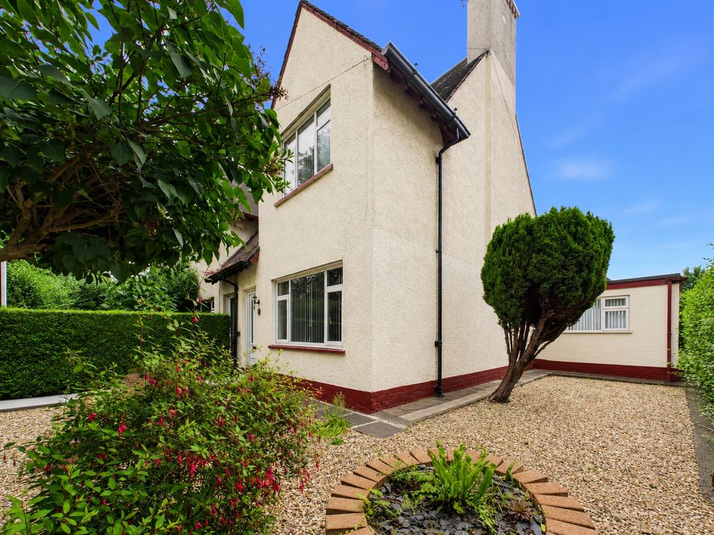 Property photo 1 of 17 Front Garden