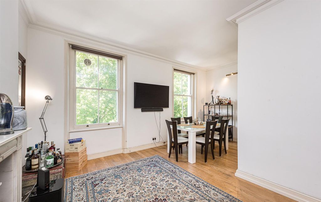 Property photo 2 of 13 Stanhope Gardens 4_33-6-2. Low Res.Jpg