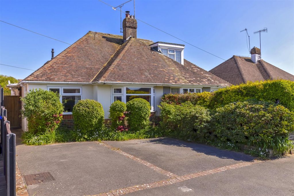 Property photo 1 of 14 Copthorne Hill_14.Jpg
