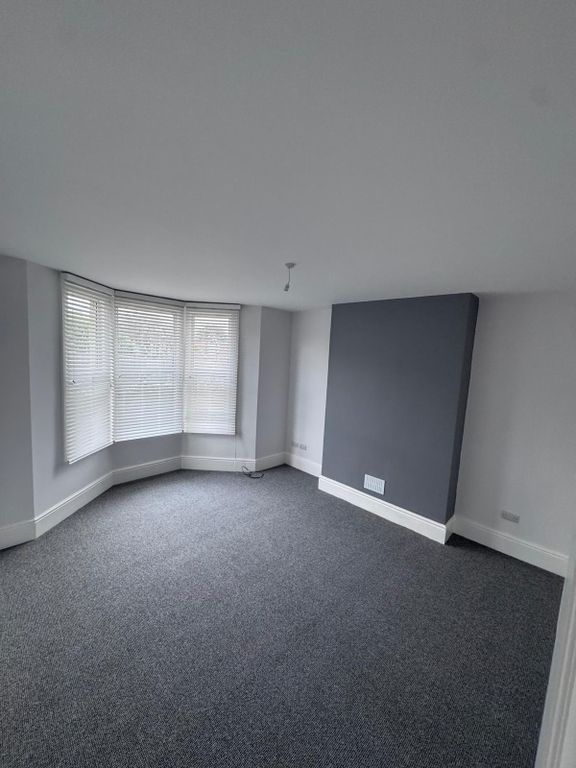 Property photo 2 of 12 Living Room