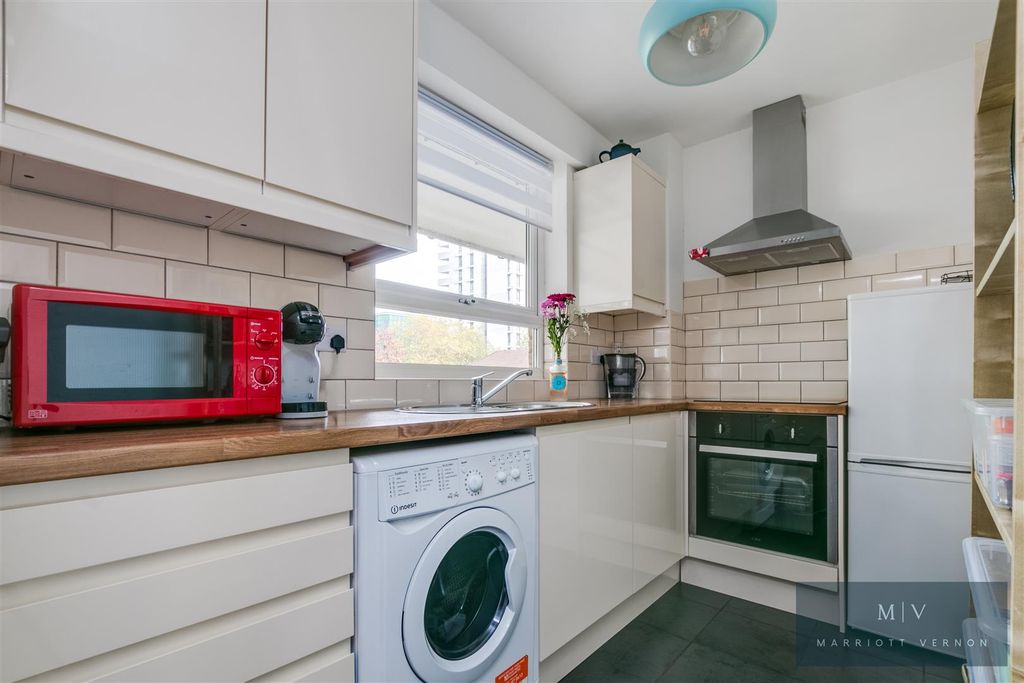 Property photo 2 of 12 Harrington Court 57 MV-1.Jpg