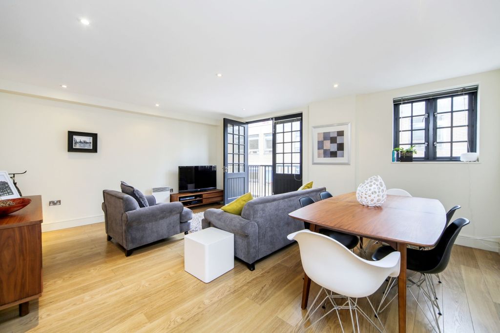 Property photo 1 of 12 Ph8_837571_2_Edit...