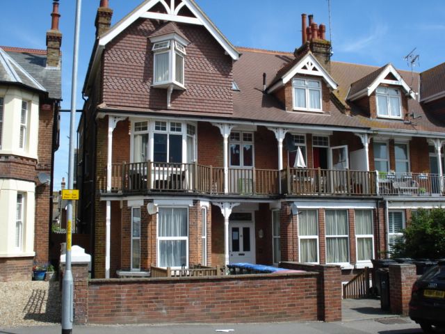 Property photo 1 of 5