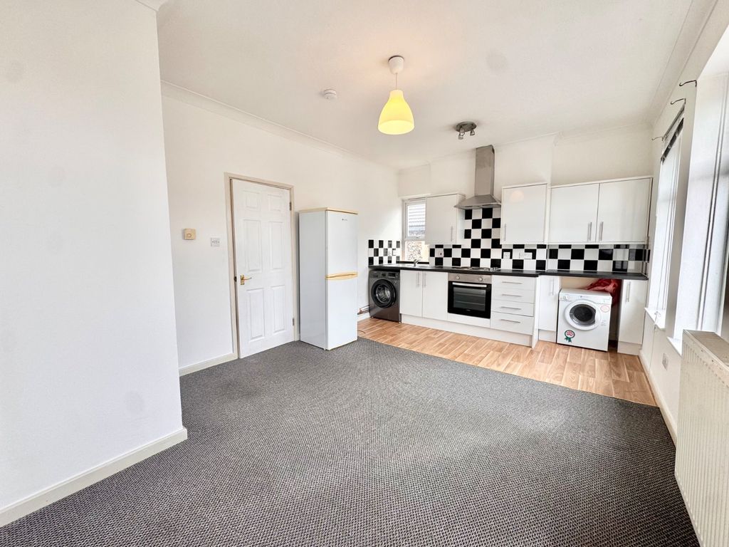 Property photo 2 of 5 Picture 2