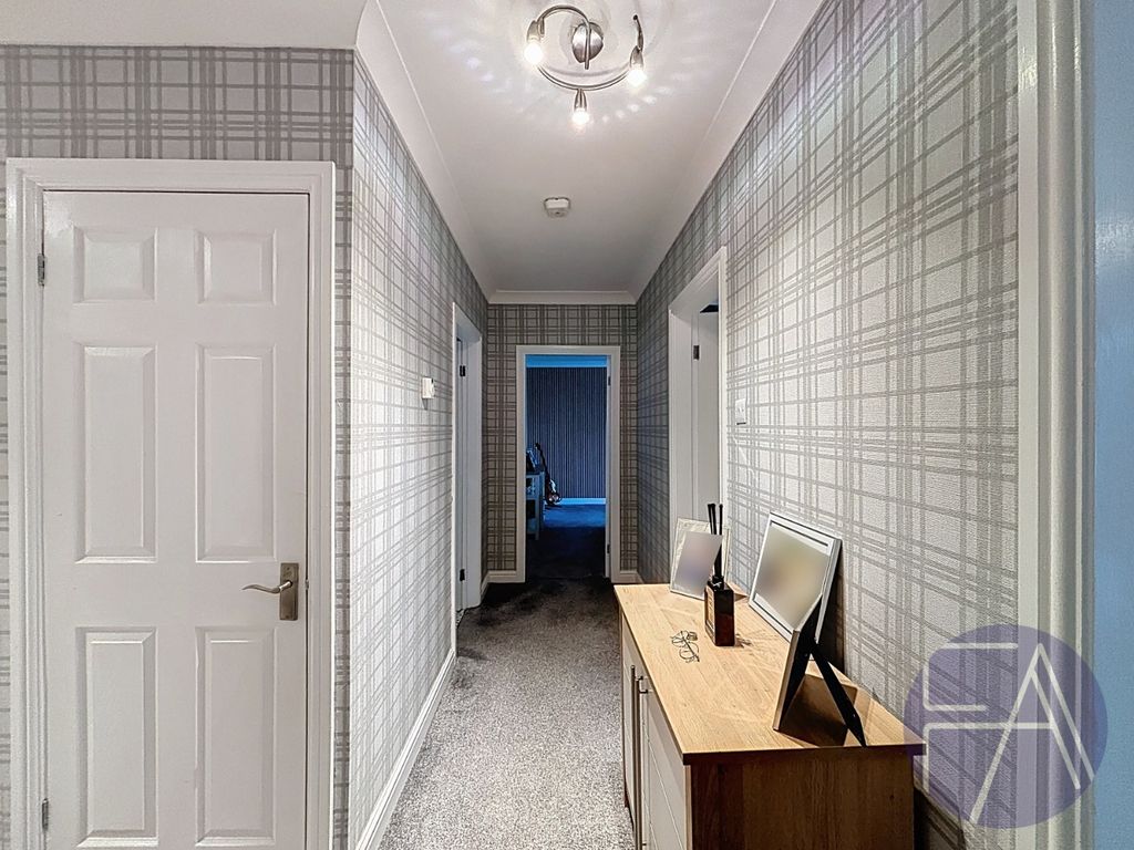 Property photo 2 of 27 4653195