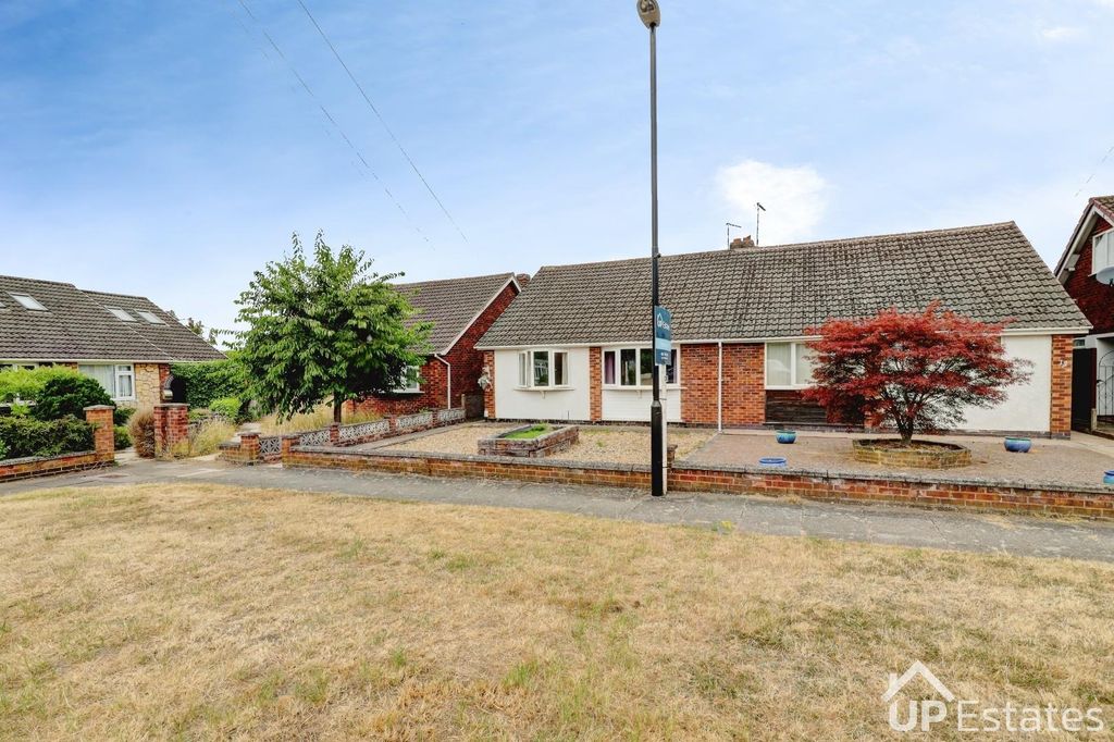 Property photo 2 of 15