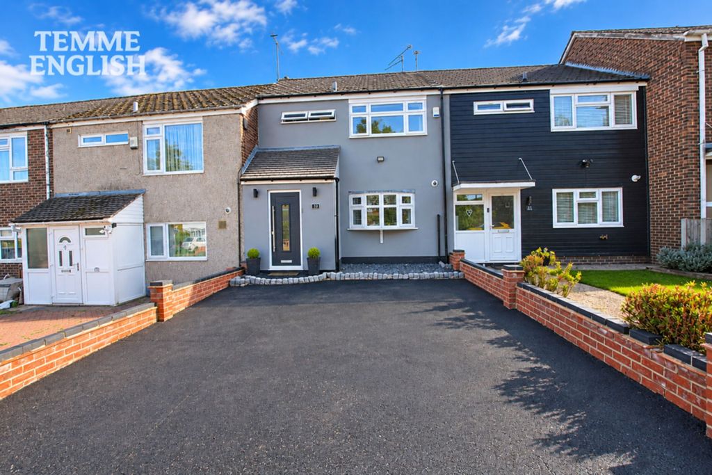 Property photo 1 of 33