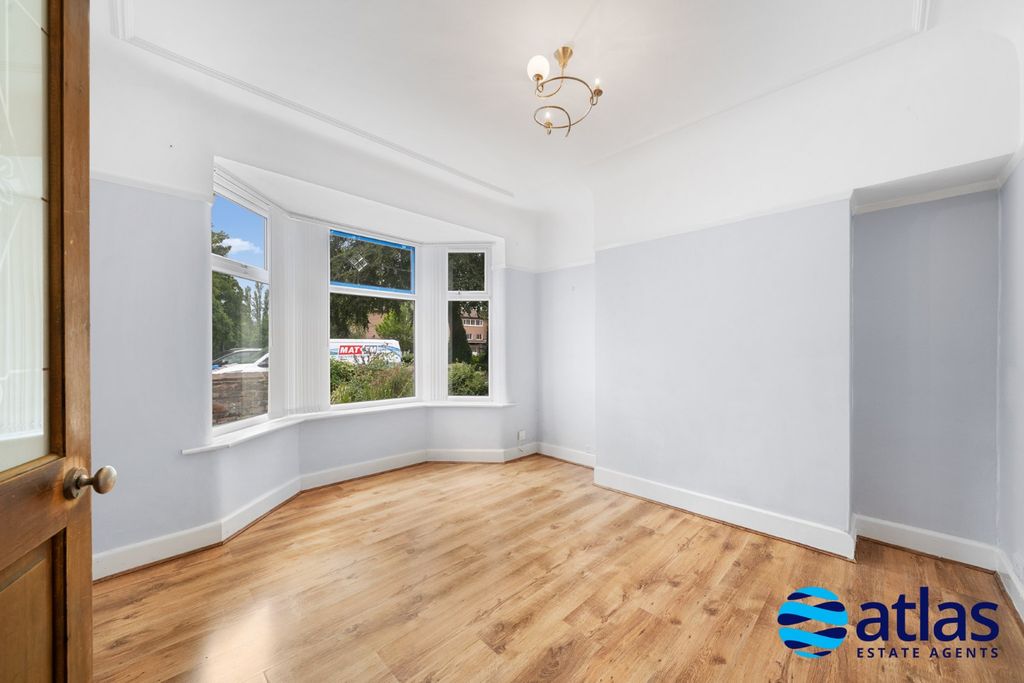 Property photo 2 of 18 Reception Room