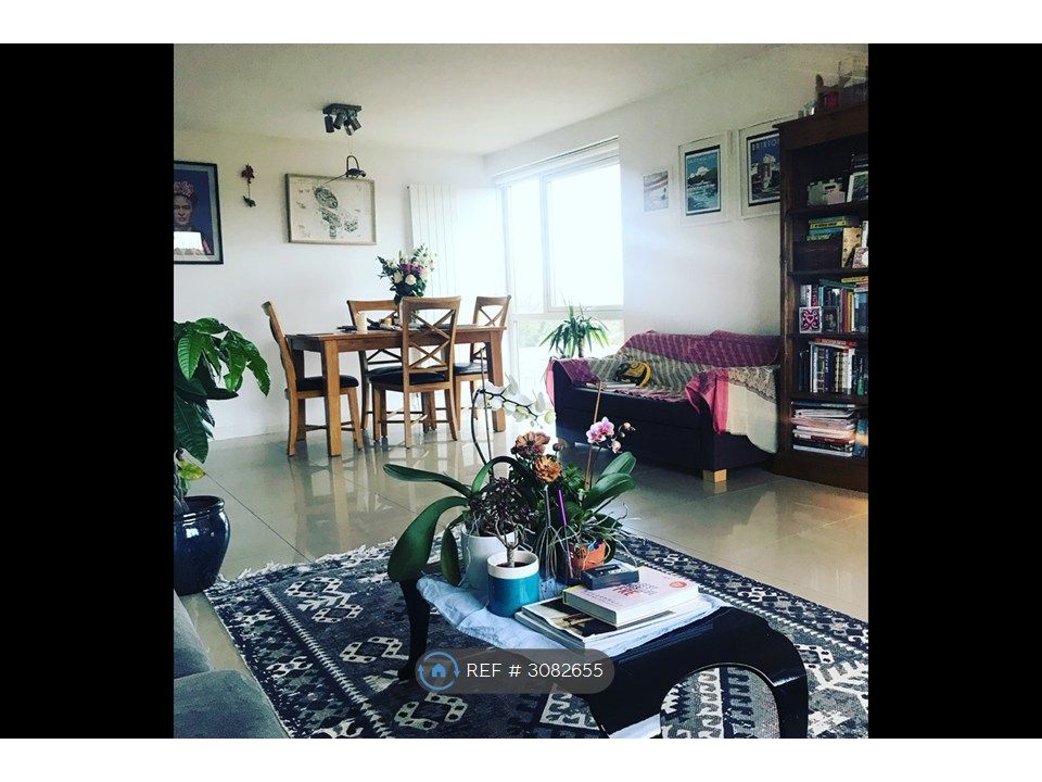 Property photo 1 of 28