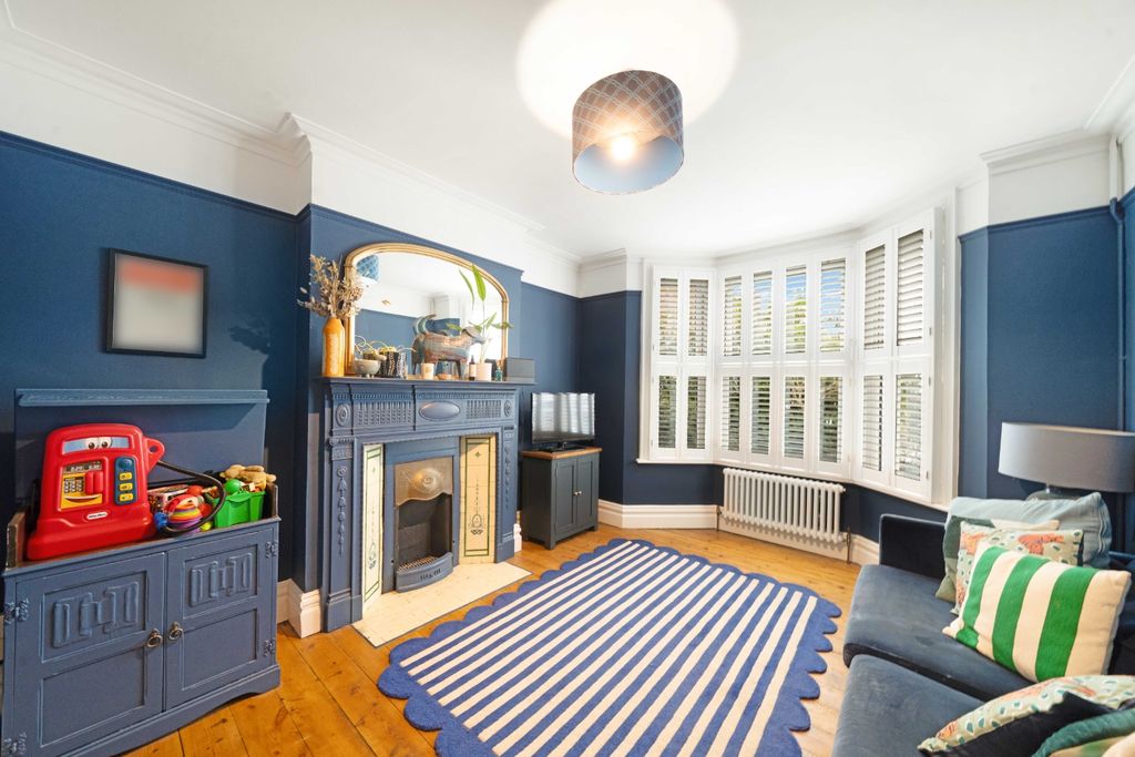 Property photo 3 of 22 4862534