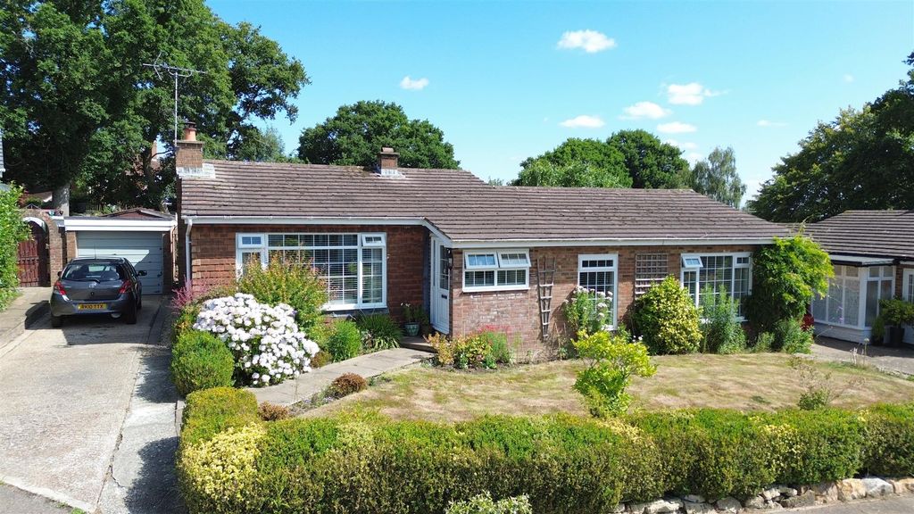 Property photo 1 of 30