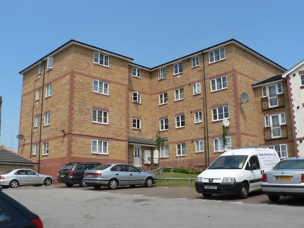 Property photo 1 of 1 2 Bedroom Flat To Rent