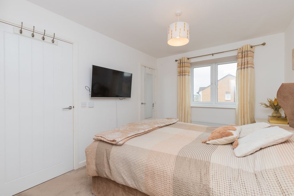 Additional image 15 of 5 bed detached house for saleMinton Avenue, Paisley PA2