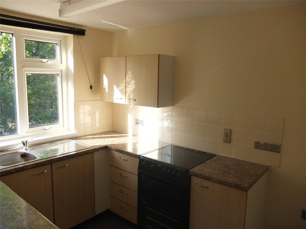 Property photo 2 of 6 Picture No. 04