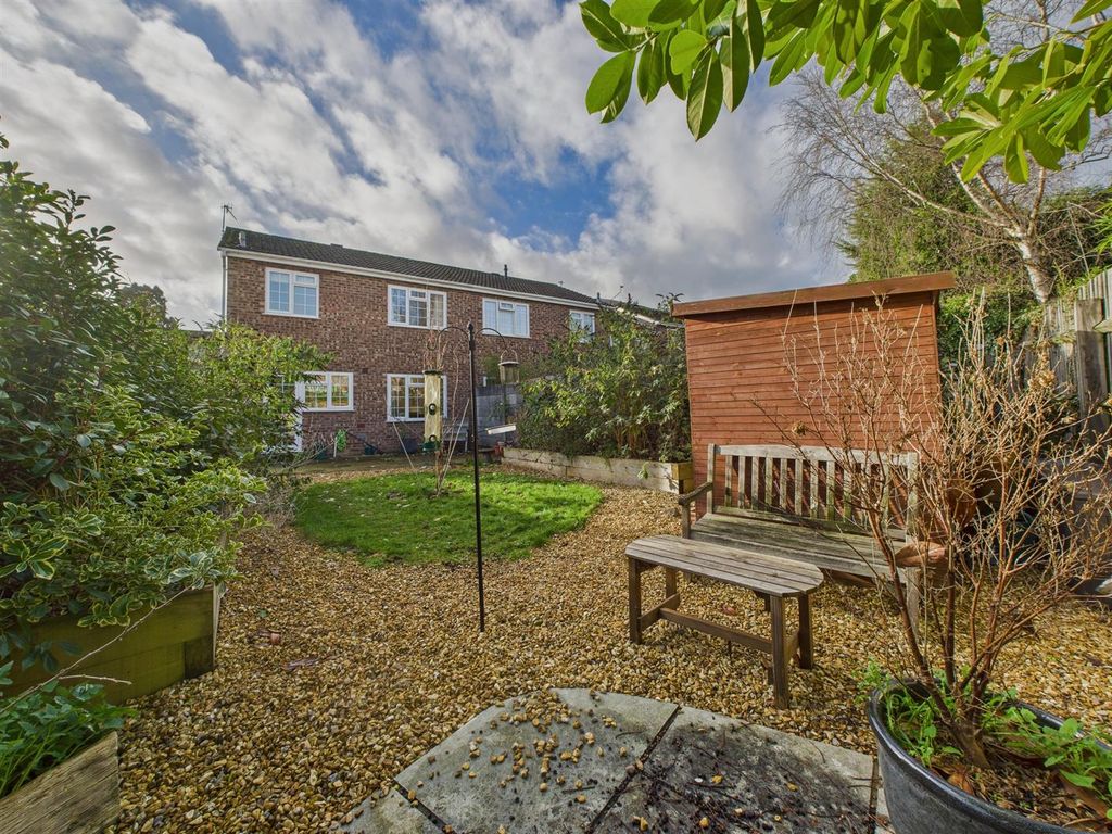 Property photo 3 of 29 Cam03972G0-Pr0203-Still009.Jpg