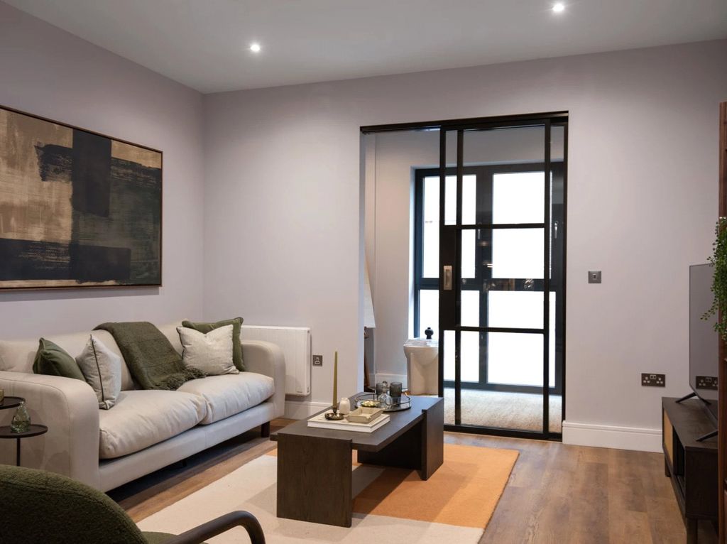 Property photo 1 of 12 Picture No. 02