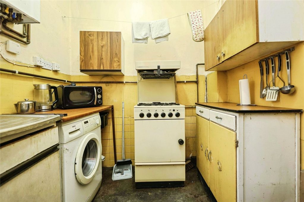 Property photo 3 of 16 Picture No. 06