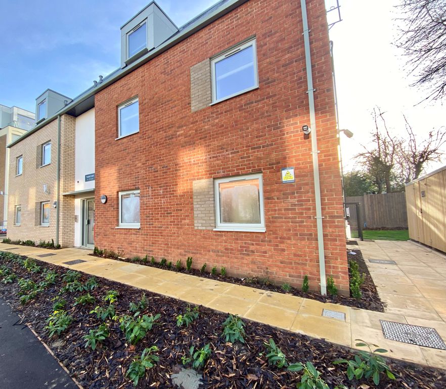 Property photo 3 of 8