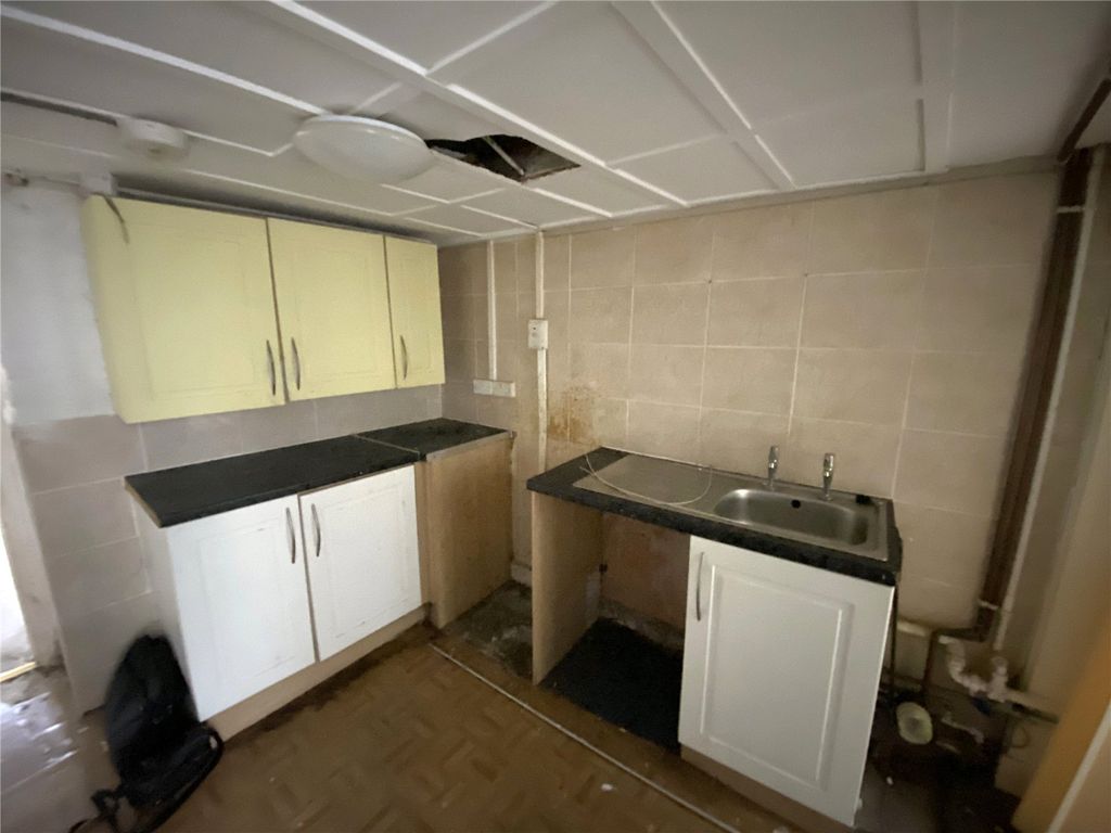 Property photo 2 of 7 Picture No. 01