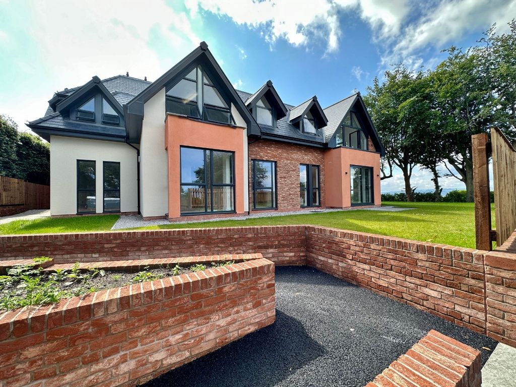 Property photo 3 of 16 Photo 16