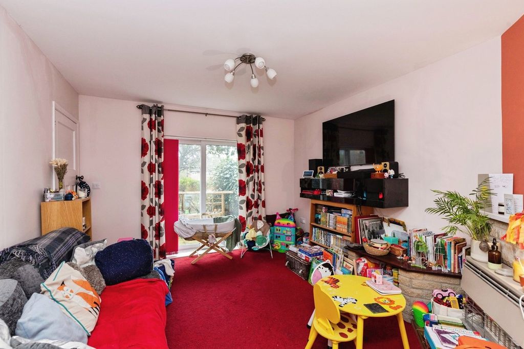 Property photo 2 of 15