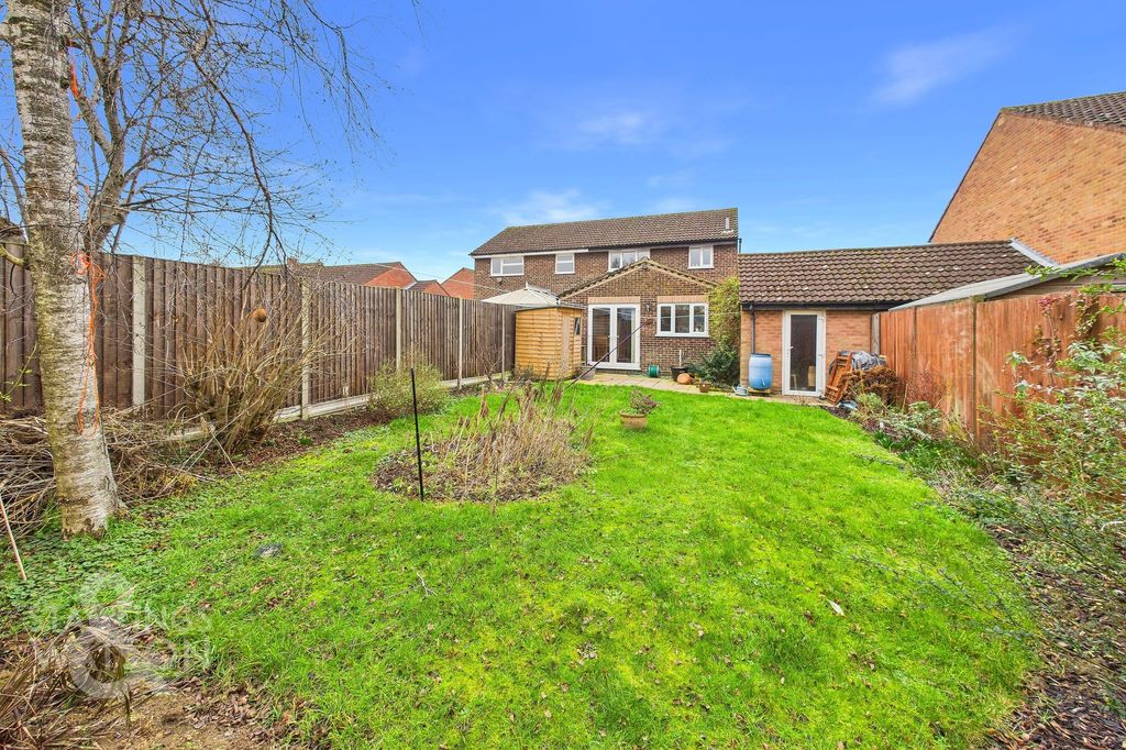 Property photo 2 of 19