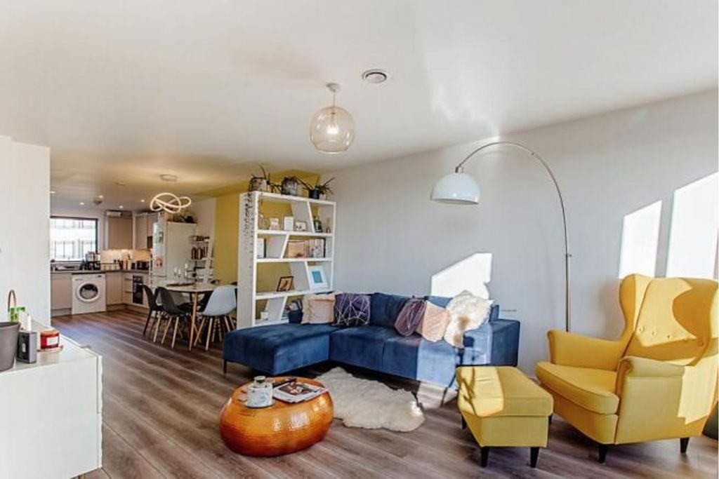Property photo 1 of 14