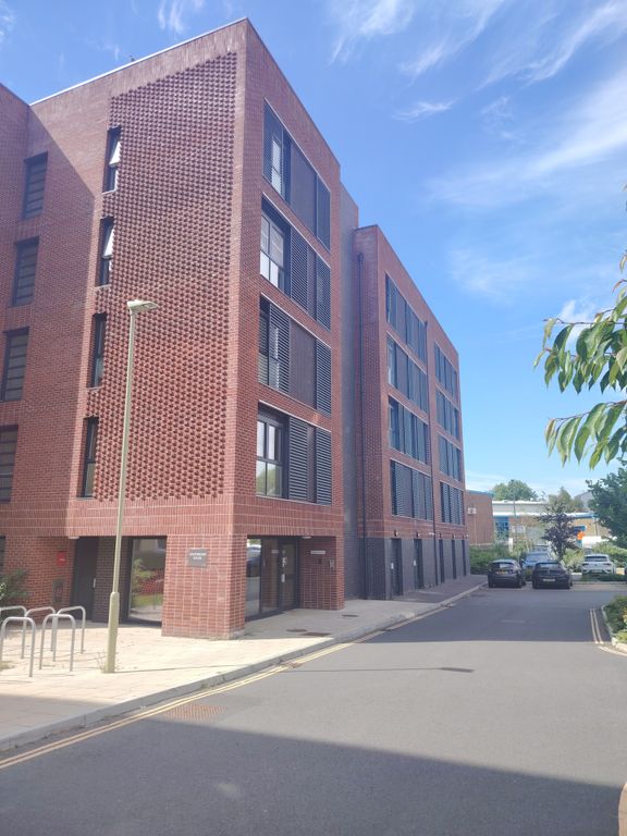Property photo 1 of 16 External View