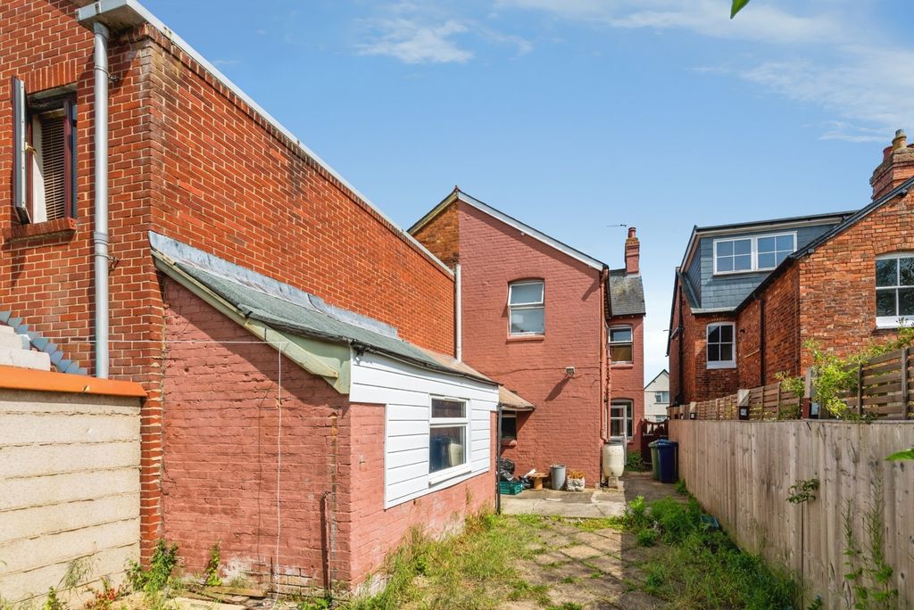 Property photo 2 of 16 Pbox-Img.Jpg