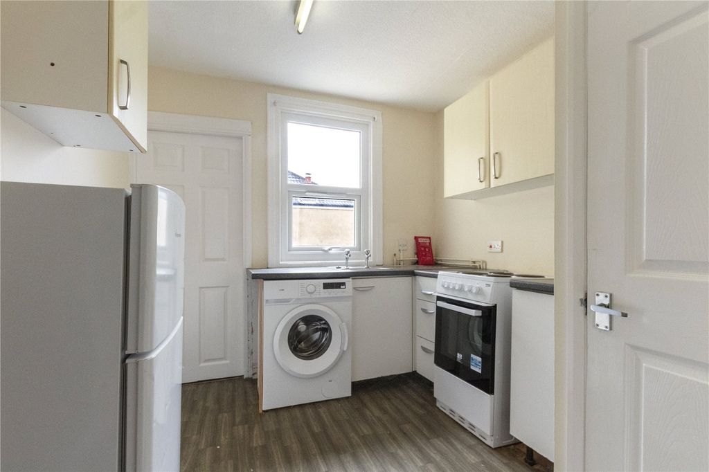 Property photo 2 of 5 Picture No. 05