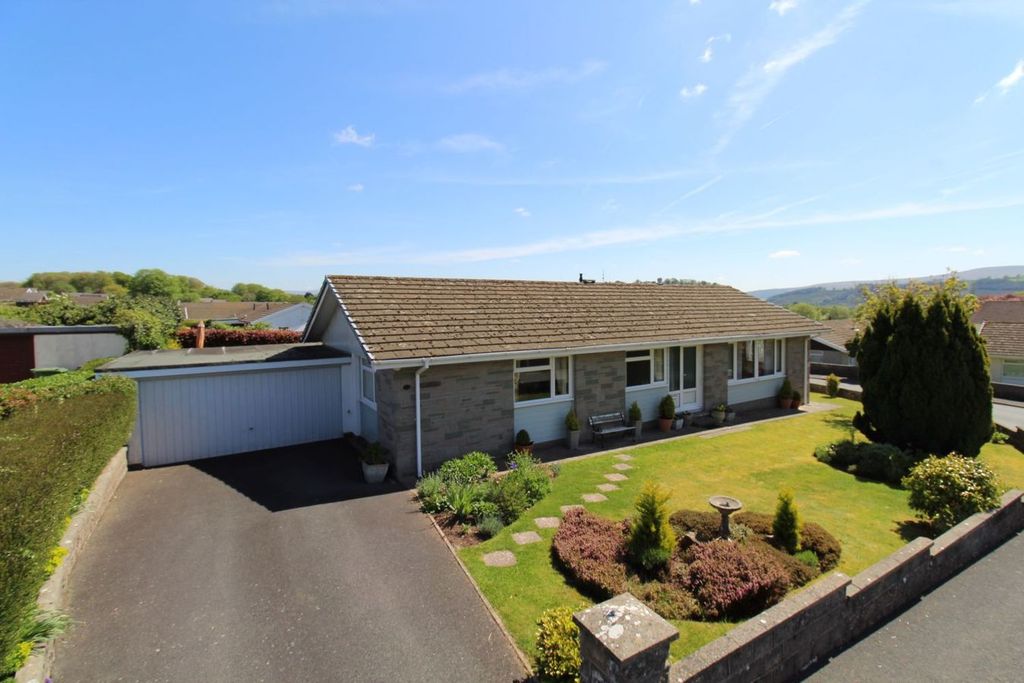4 bed detached bungalow for salePendre Close, Brecon LD3