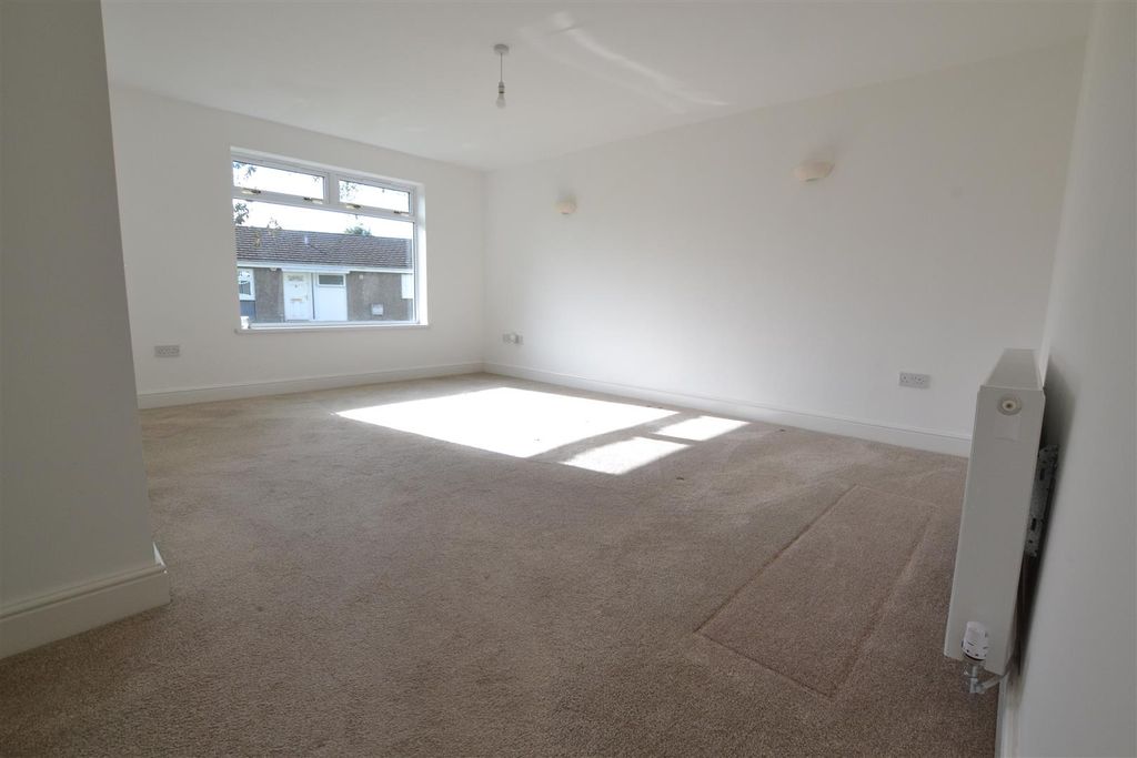 Property photo 2 of 11 Aller 8.Jpg