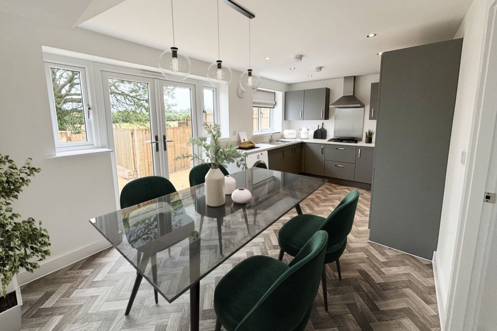 Property photo 3 of 13 Lrg_Kitchen