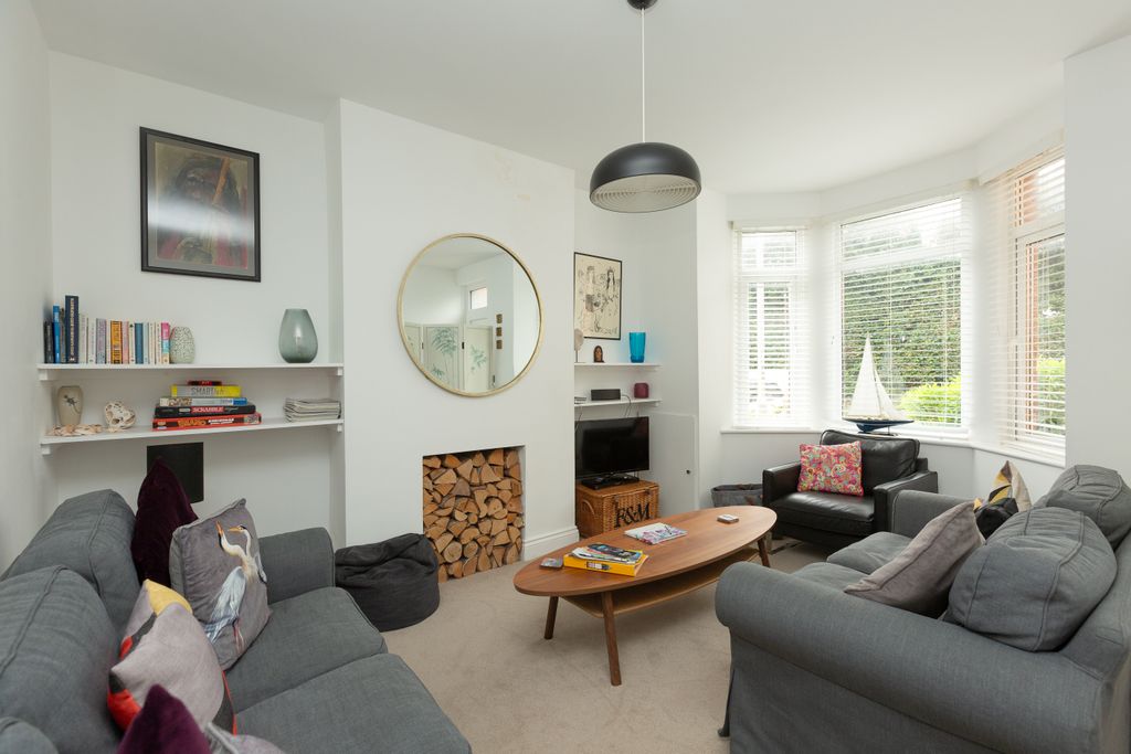 Property photo 2 of 12 Picture 2