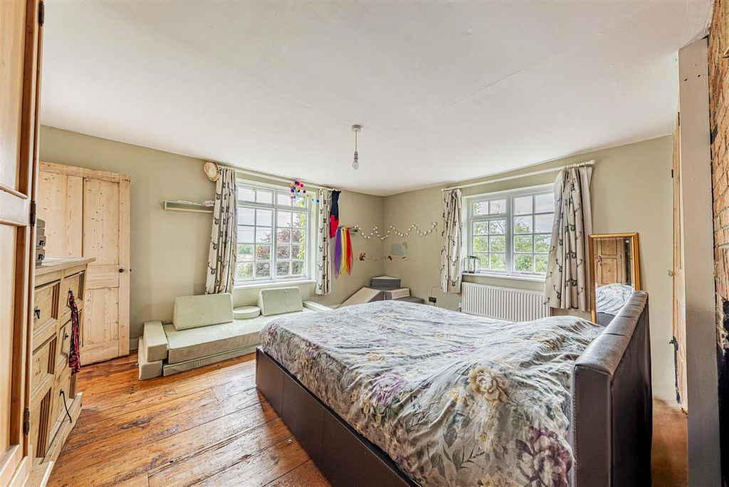 Property photo 3 of 27 L J Imaging-1.Jpg