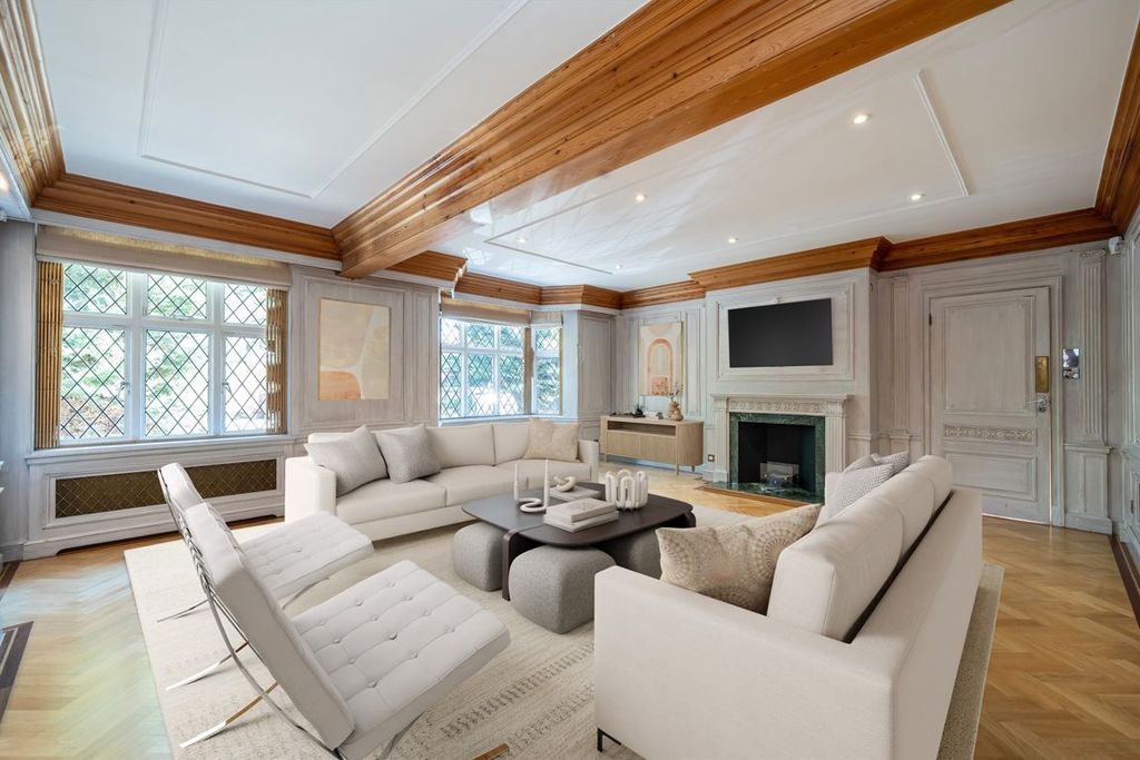 Property photo 2 of 11