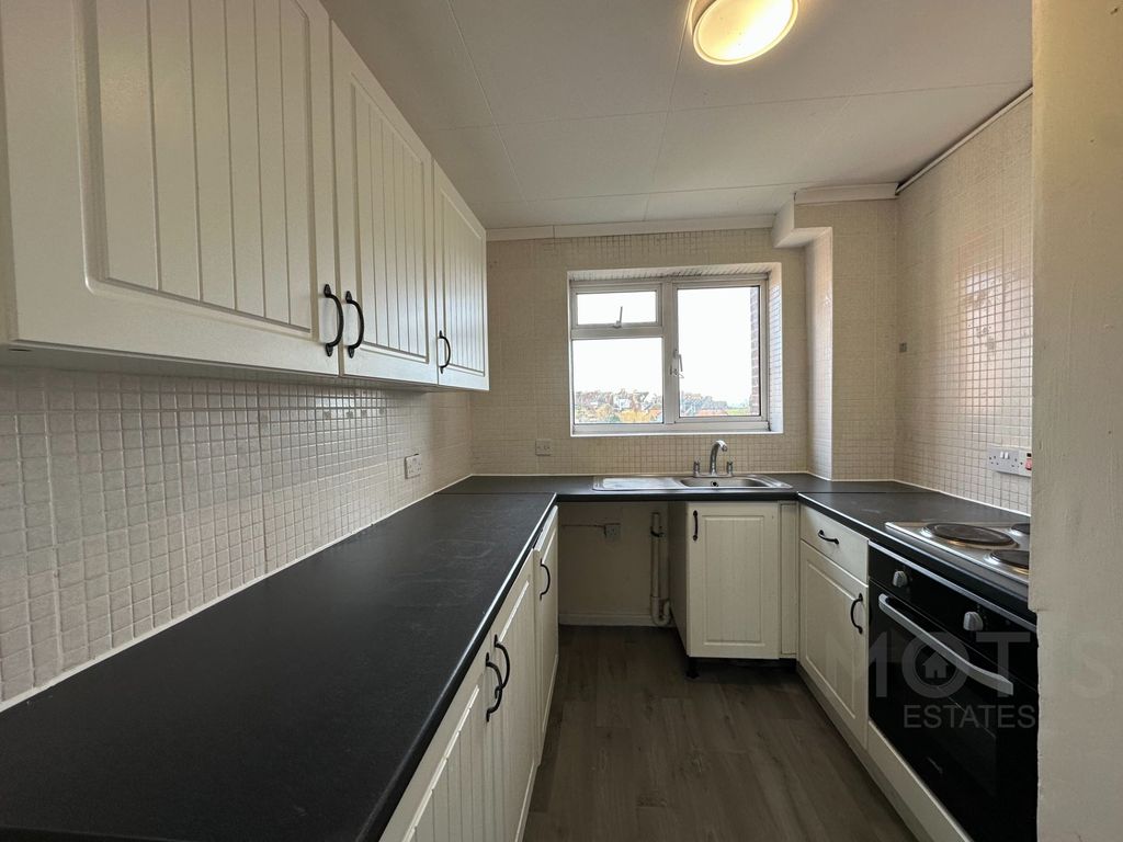 Property photo 2 of 7 Photo 7