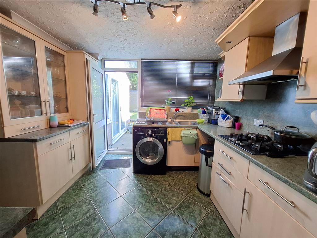 Property photo 3 of 19 Exterior