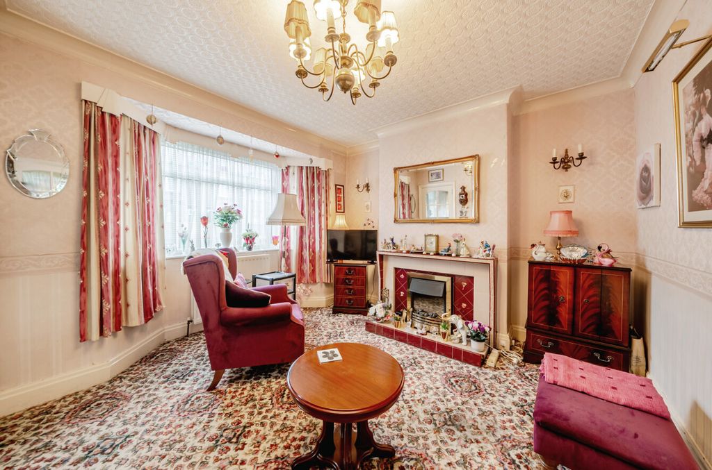 Property photo 2 of 14 1456723-9-6A0Df5A...