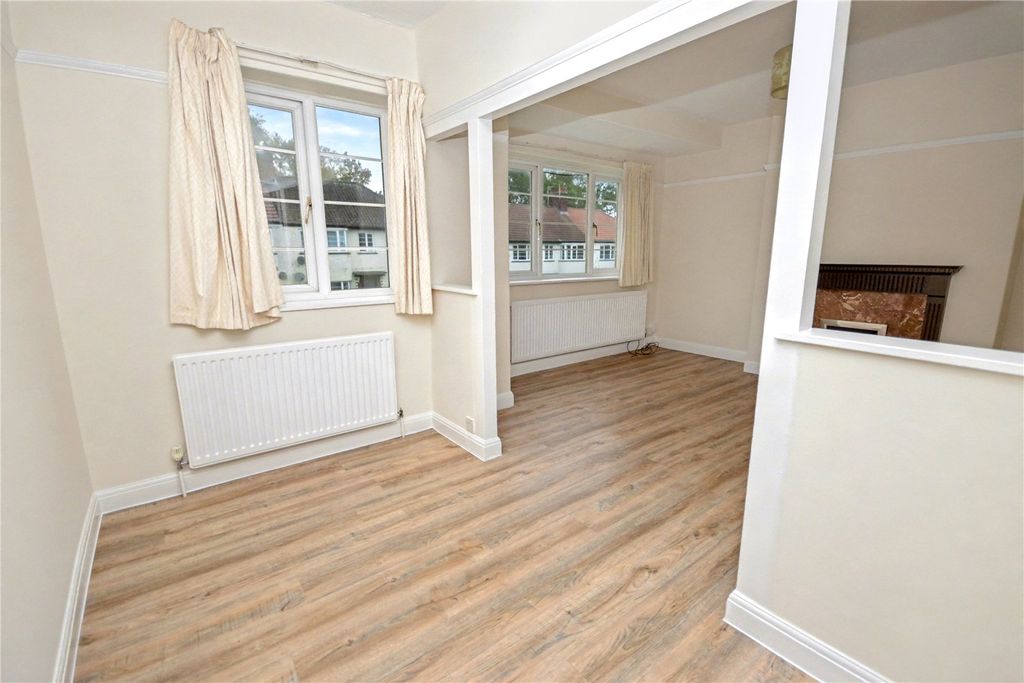 Property photo 3 of 9 Picture No. 11