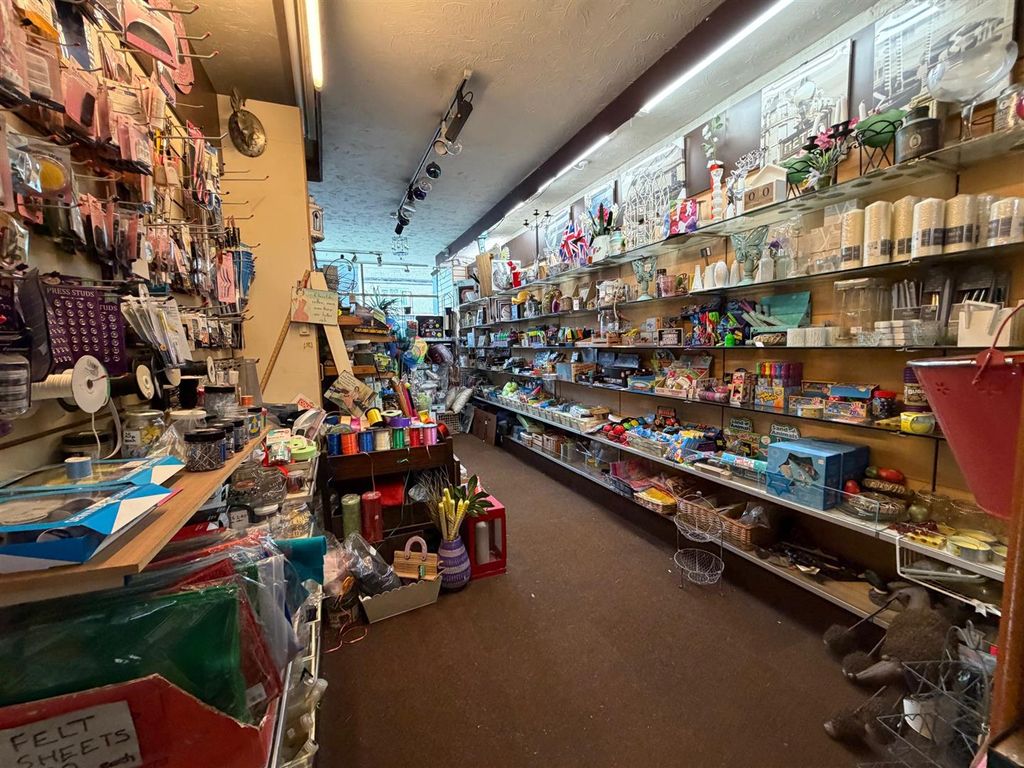 Property photo 2 of 19 15.Jpg