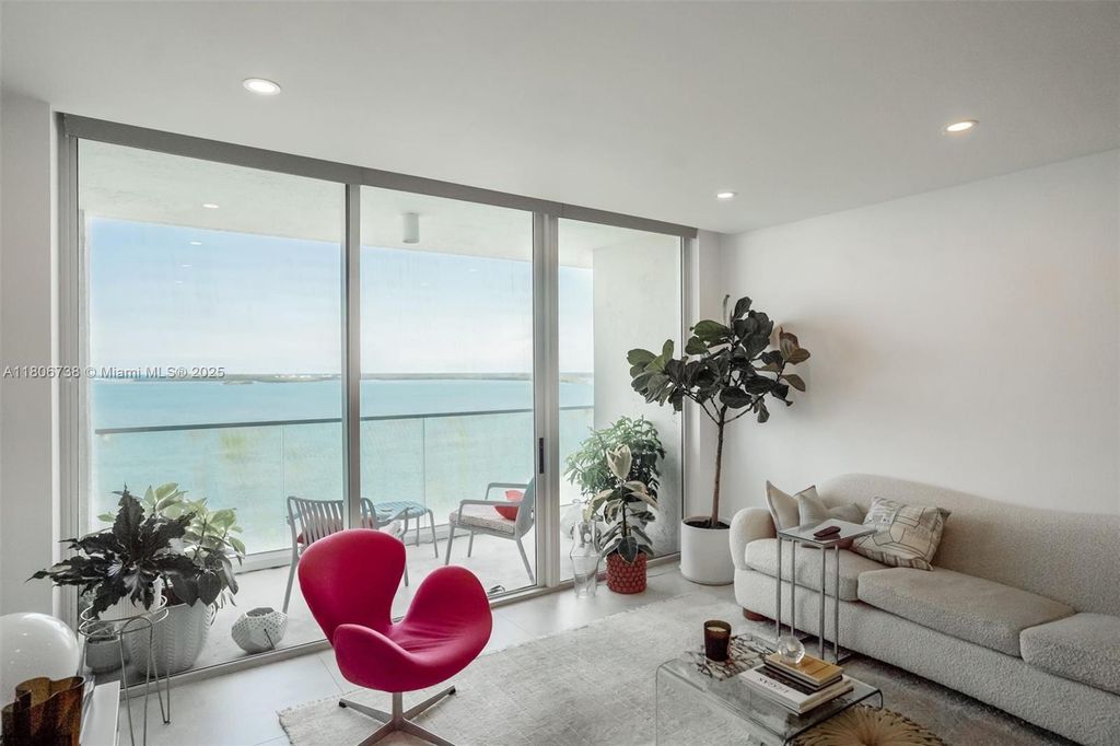 Property photo 2 of 19 <Alttext/>